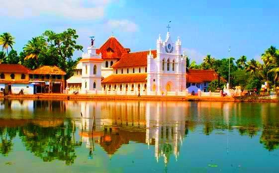 فندق Alappuzhaفي  Chaandhni Lake View المظهر الخارجي الصورة